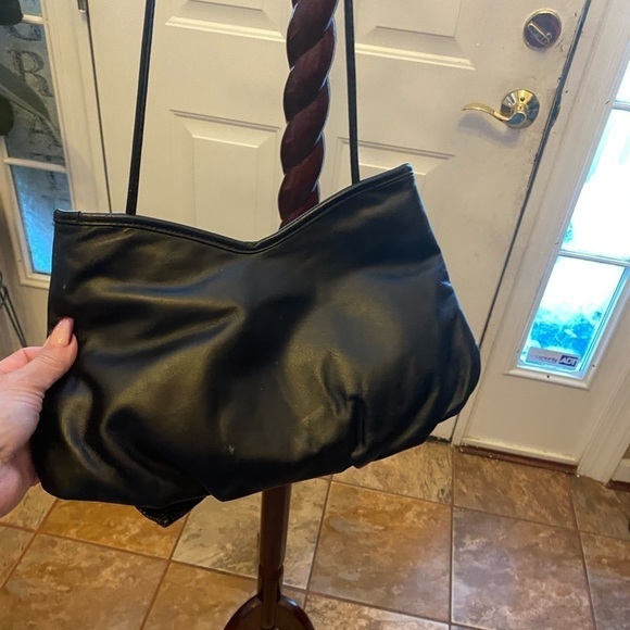 Colini HANDBAGS BLACK & GOLD LEATHER BAG WITH BOW - Picture 8 of 9